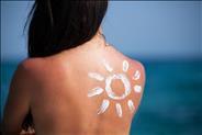 הקיץ בשיאו: מהם הסיכונים הבריאותיים מחשיפה לשמש?