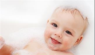 מדריך להורים - כך תשמרו עור התינוק בחורף