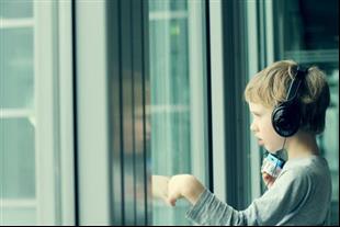 אוטיזם: למי מתאים טיפול בגרייה מגנטית?