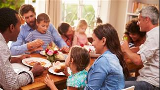 מטופלי פוריות? כך תשרדו את ארוחת החג בשלום