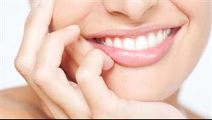 חיוך מלא שיניים ביום אחד: מהי שיטת הכל על 8 או הכל בבת אחת?