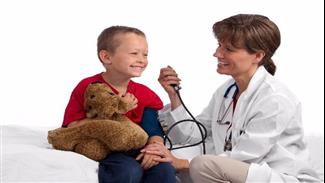 מדריך: כך תסייעו לילדכם להתגבר על הפחד מבדיקות דם