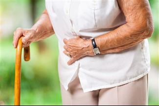 הכל על ניתוחי בקע בהרדמה מקומית בגיל המבוגר