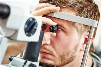 רטינופטיה נסיובית מרכזית (CSCR): מה הטיפול שיכול למנוע נזק לראייה?