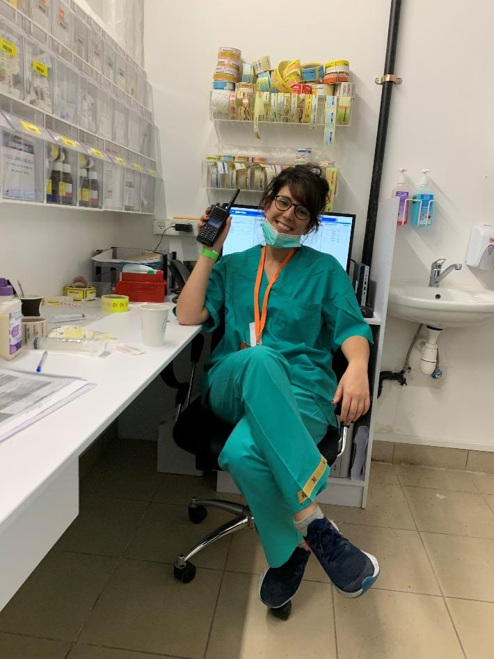 מאי שכטר אחות טיפול נמרץ בימי הקורונה 