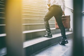 כמה מהר אתם מטפסים במדרגות?