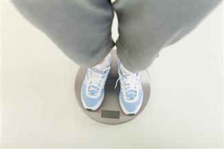 האם הגיל באמת משפיע על הירידה במשקל?