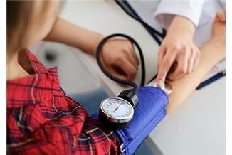 איך אפשר להוריד את לחץ הדם ללא תרופות?
