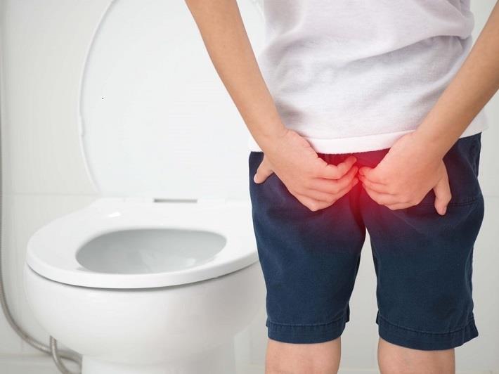 ילד מגרד את הישבן בגלל תולעים במעיים, תולעת סיכה 