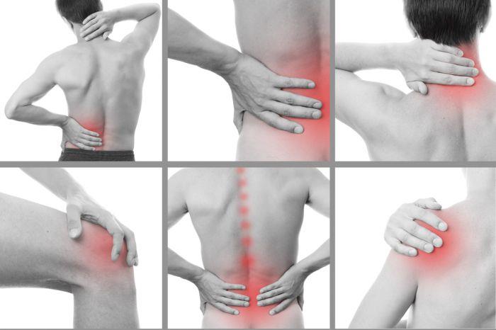 גב אדם בתנוחות שונות עם נקודות אדומות המסמנות כאב בגלל פיברומיאלגיה